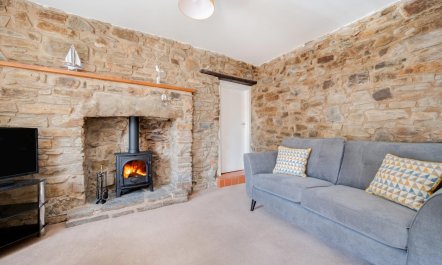 1 Bed in Saundersfoot 2