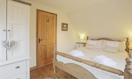 7 Bed in Ilketshall St Margaret 9