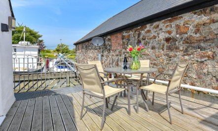 2 Bed in Abersoch 1