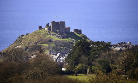 4 Bed in Garndolbenmaen 9