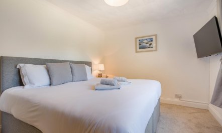 3 Bed in Goldsithney 9