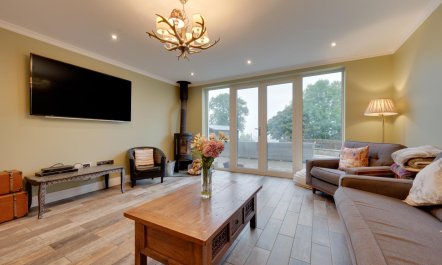 8 Bed in Llanrhidian 3