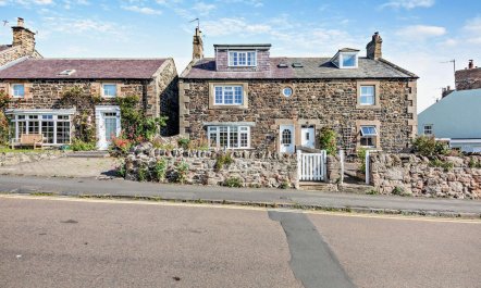 4 Bed in Craster 2