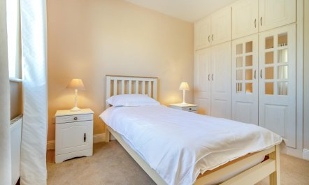 4 Bed in Westport 8