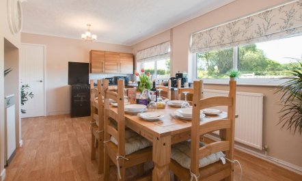 3 Bed in Aberaeron 3