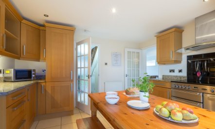 4 Bed in Croyde 9