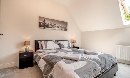 2 Bed in Leap 8