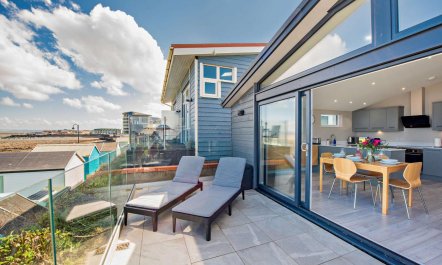 2 Bed in Westward Ho 2