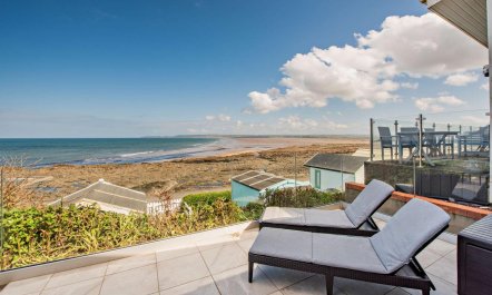 2 Bed in Westward Ho 1