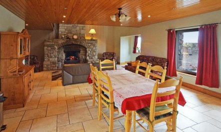 3 Bed in Ballyconneely 2