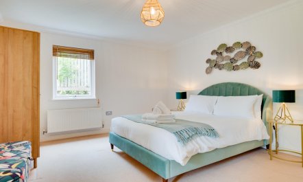 2 Bed in Carlyon Bay 9