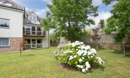 2 Bed in Carlyon Bay 4