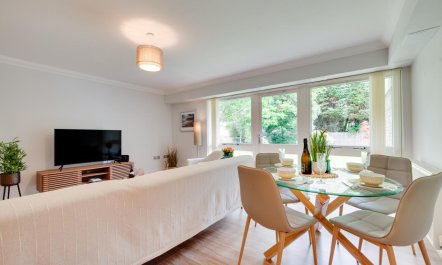 2 Bed in Carlyon Bay 3