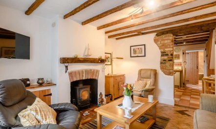 2 Bed in Pakefield 3