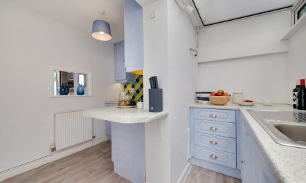 2 Bed in Looe 6