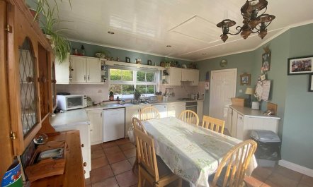 4 Bed in Kilcrohane 4