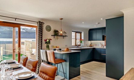 4 Bed in Portreath 2