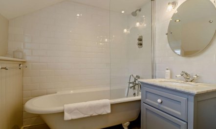 4 Bed in Westleton 9