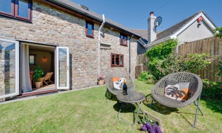 2 Bed in Reynoldston