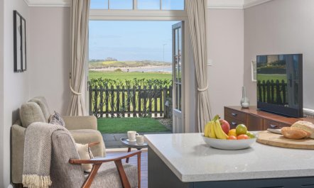 5 Bed in Seahouses 2