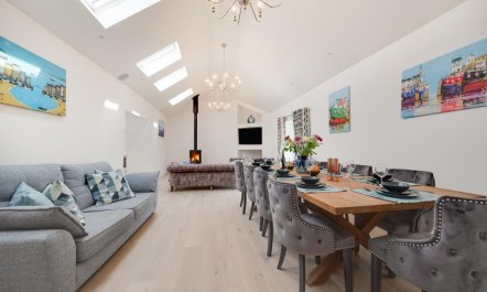 4 Bed in Horningtops 3