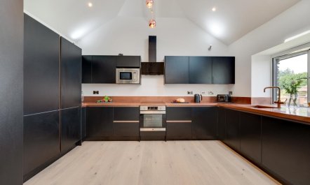 4 Bed in Horningtops 2