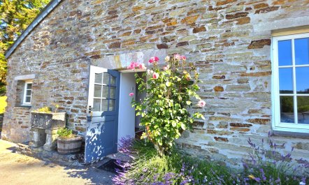 2 Bed in Two Waters Foot