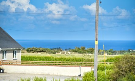 3 Bed in Pengroeslon 3