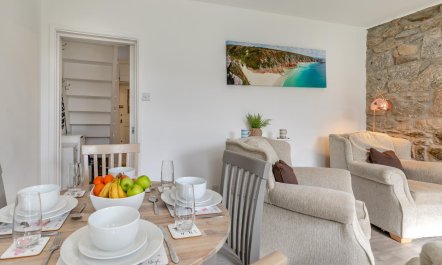 2 Bed in Mousehole 5