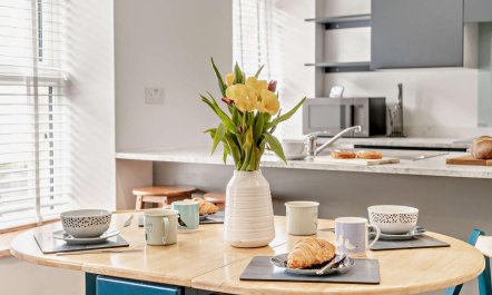 2 Bed in Aberaeron 8