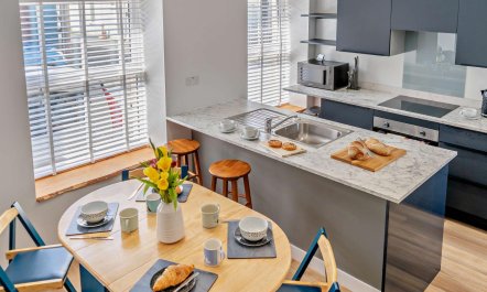 2 Bed in Aberaeron 9