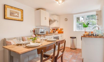 2 Bed in Appledore 6