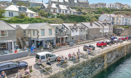 3 Bed in Porthleven