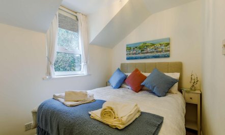 3 Bed in Porthleven 6