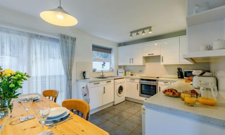 3 Bed in Porthleven 3