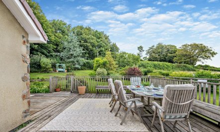 4 Bed in Two Mile Oak 2