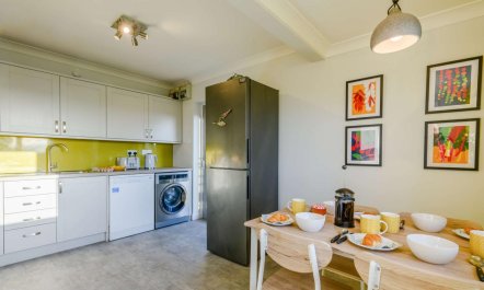 2 Bed in Eccles-on-Sea 4