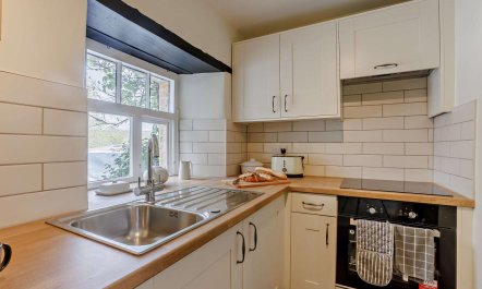 2 Bed in Thornbury 7