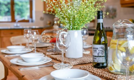 4 Bed in East Chilla 6