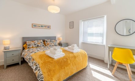2 Bed in Tenby 5