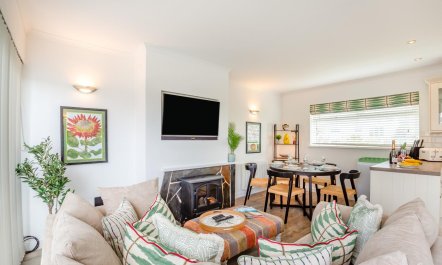 2 Bed in Abersoch