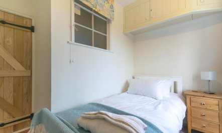 3 Bed in Trimingham 5