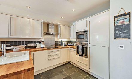 2 Bed in Croyde 6