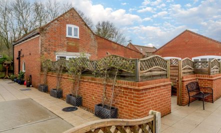 5 Bed in Chedgrave 2