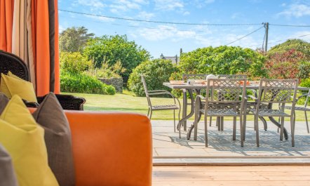 6 Bed in Constantine Bay 6