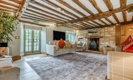 6 Bed in France Lynch 9
