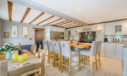6 Bed in France Lynch 3