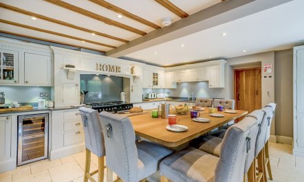 6 Bed in France Lynch 4