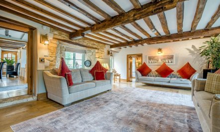 6 Bed in France Lynch 8