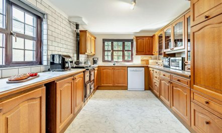 3 Bed in Stackpole 8